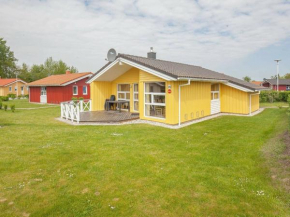 6 person holiday home in GROEMITZ, Grömitz